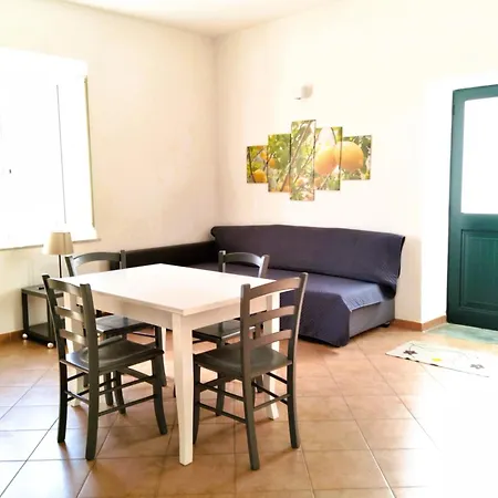 Sea Breeze House אמאלפי